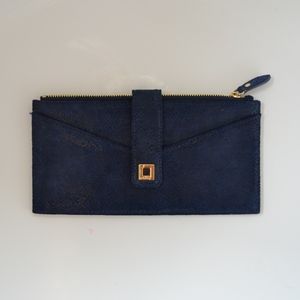 • SNAKESKIN PRINT WALLET •